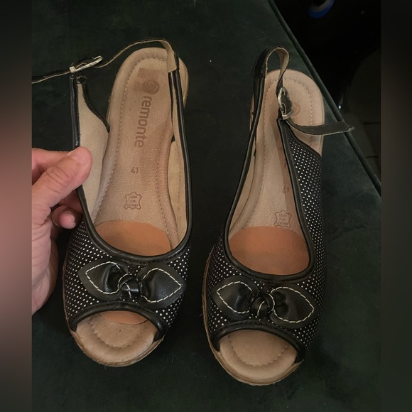 Wedge sandal - Picture 6 of 6